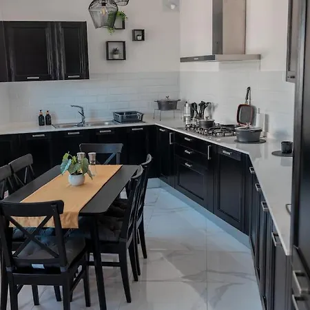 Апартаменты New Modern 3brm 5 Min Walk-to Paceville Nightlife Nearby Is-Swieqi
