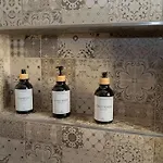 New Modern 3brm 5 Min Walk-to Paceville Nightlife Nearby דירה *