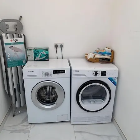 Daire New Modern 3brm 5 Min Walk-to Paceville Nightlife Nearby *