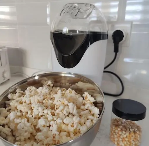 New Modern 3brm 5 Min Walk-to Paceville Nightlife Nearby